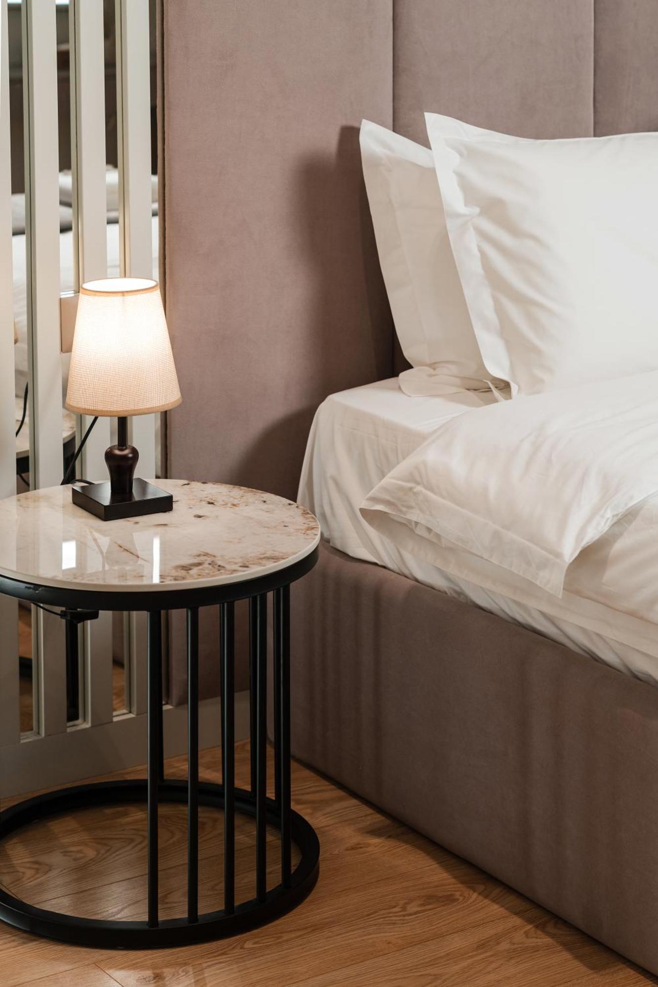 Troci Hotel Kamez Екстериор снимка